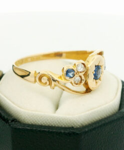 Antique 18ct Gold Diamond and Sapphire Ring dated 1903