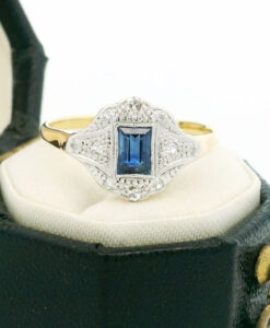 18ct gold diamond and sapphire Art Deco cluster Ring