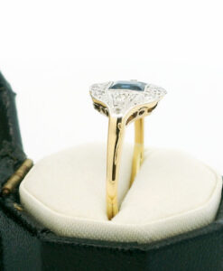 18ct gold diamond and sapphire Art Deco cluster Ring