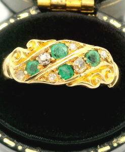 Antique 18ct Gold Diamond and Emerald Ring dated 1900