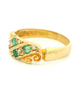 Antique 18ct Gold Diamond and Emerald Ring dated 1900