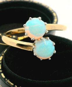 18ct Gold Toi et Moi Opal Ring