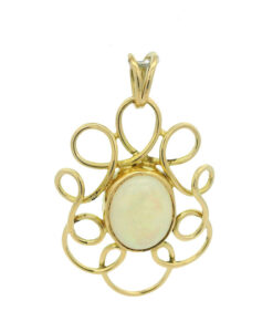 Vintage 18ct Opal Pendant