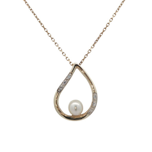 9ct Gold Diamond and Pearl Pendant with Chain