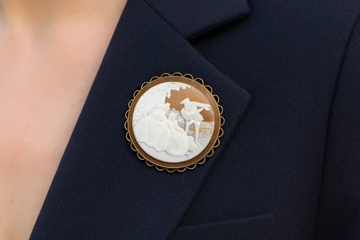 Wearing vintage jewellery