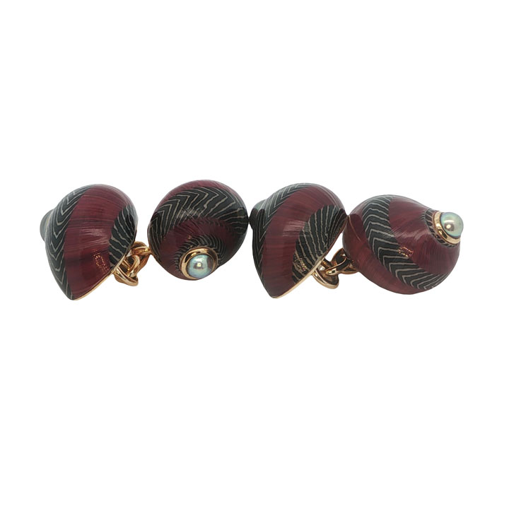 Trianon 18ct Gold & Nerita Communis Shell Cufflinks with Grey Pearls - Image 3