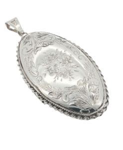 Alternative view of Vintage Sterling Silver Oval Daisy Locket dated 1986
