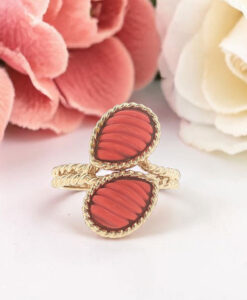 Vintage 9ct Gold Coral Ring dated 1977