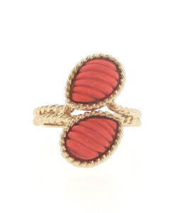 Vintage 9ct Gold Coral Ring dated 1977 - Image 2