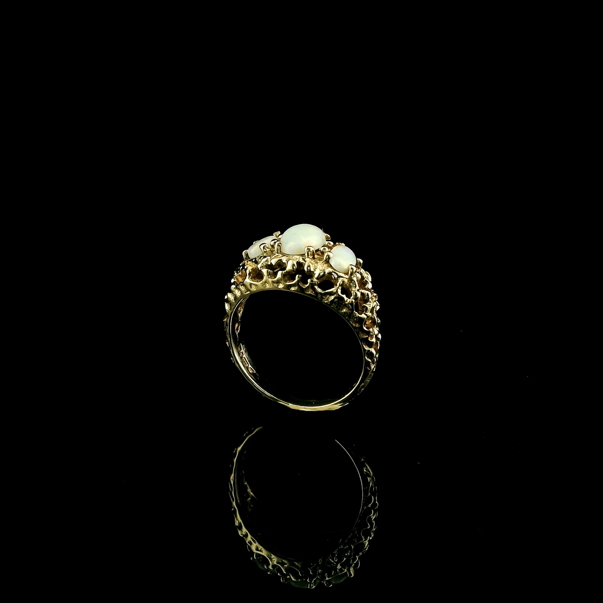 Vintage 9ct Gold Opal Trilogy Ring