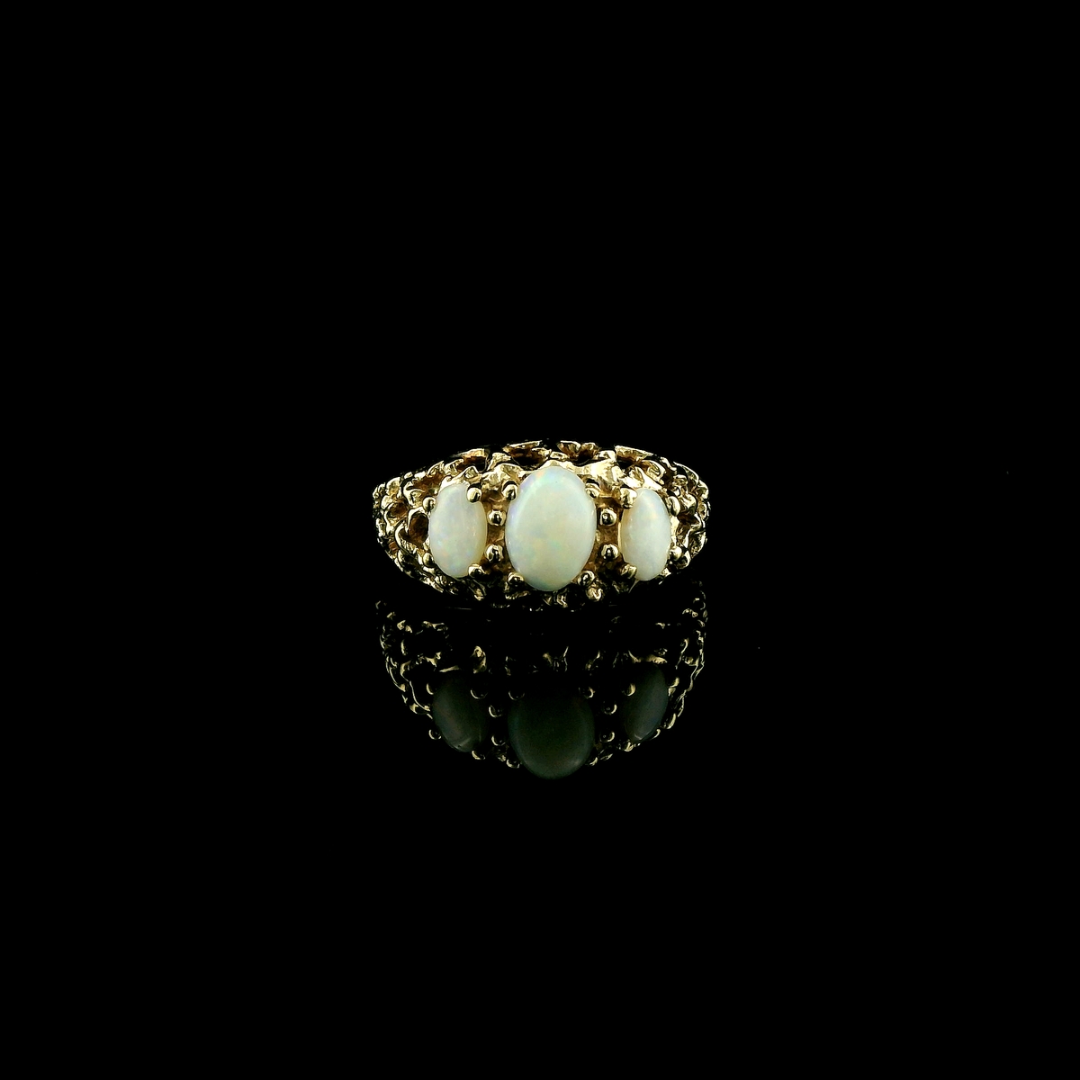 Vintage 9ct Gold Opal Trilogy Ring