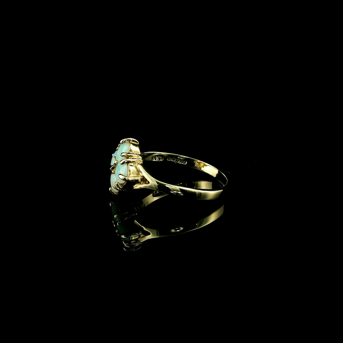 Vintage 9ct Gold Opal Cluster Ring