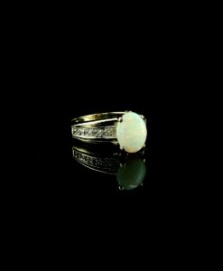 Vintage 9ct Gold Opal and Diamond Ring