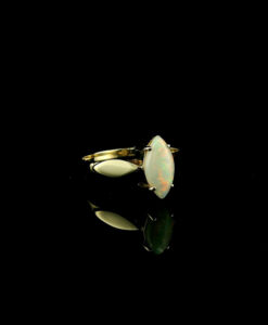 Vintage 9ct Gold Marquise Opal Ring