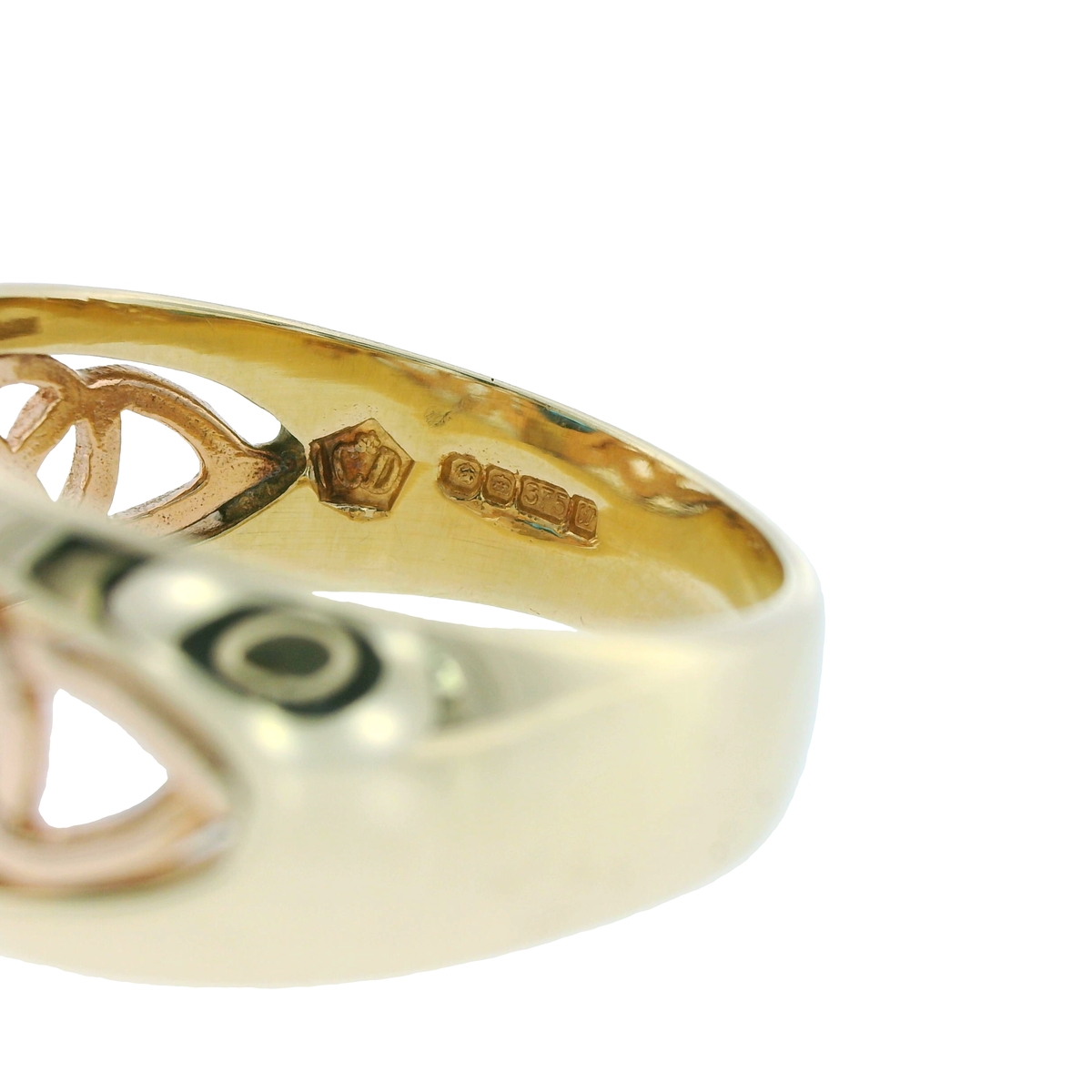 Vintage Clogau Gold Blue Topaz Ring