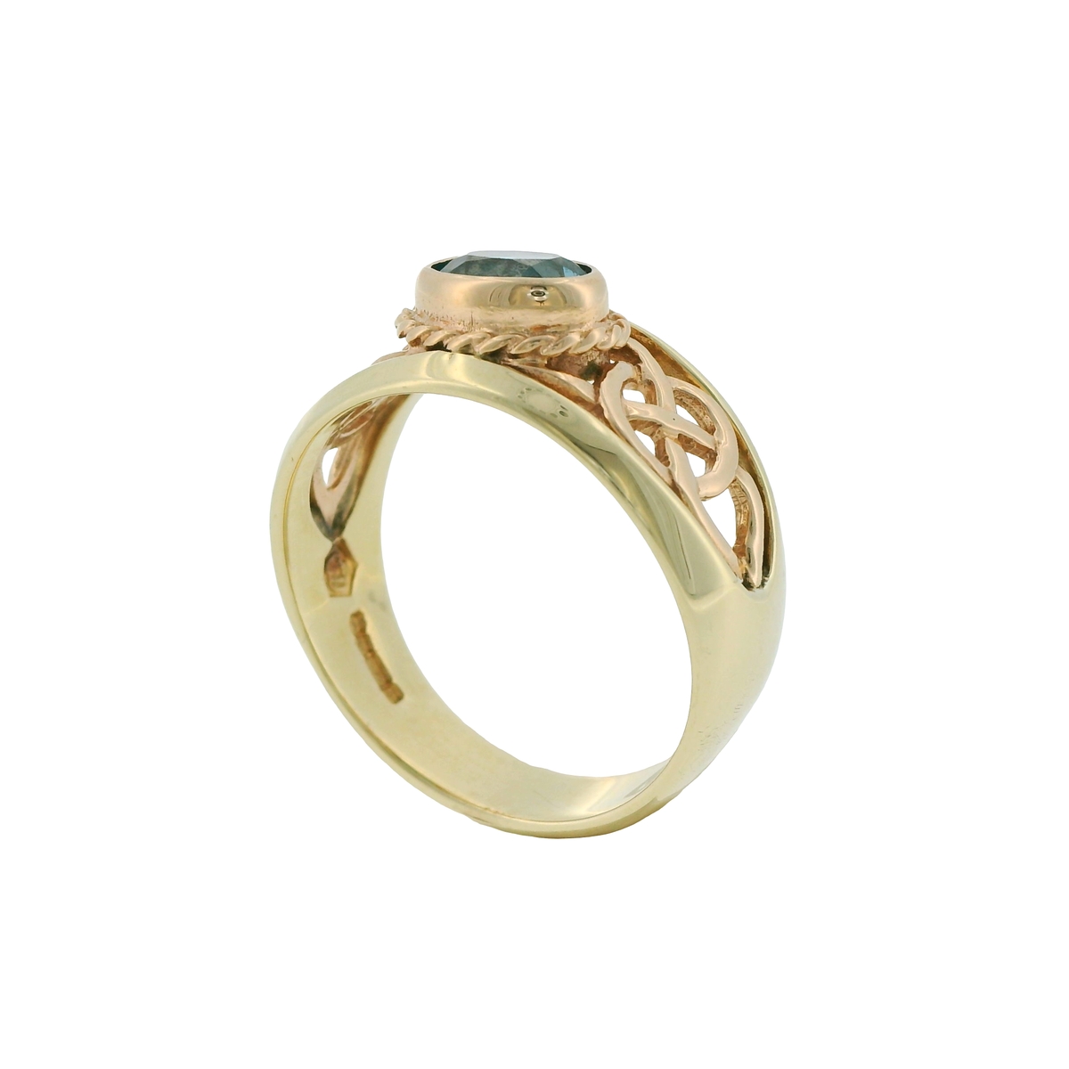 Vintage Clogau Gold Blue Topaz Ring